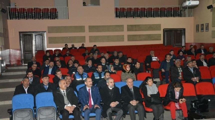 Aşkale&rsquo;de Madde Bağımlılığı Konferansı
