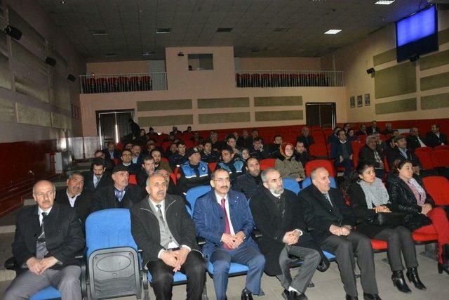 Aşkale’de Madde Bağımlılığı Konferansı