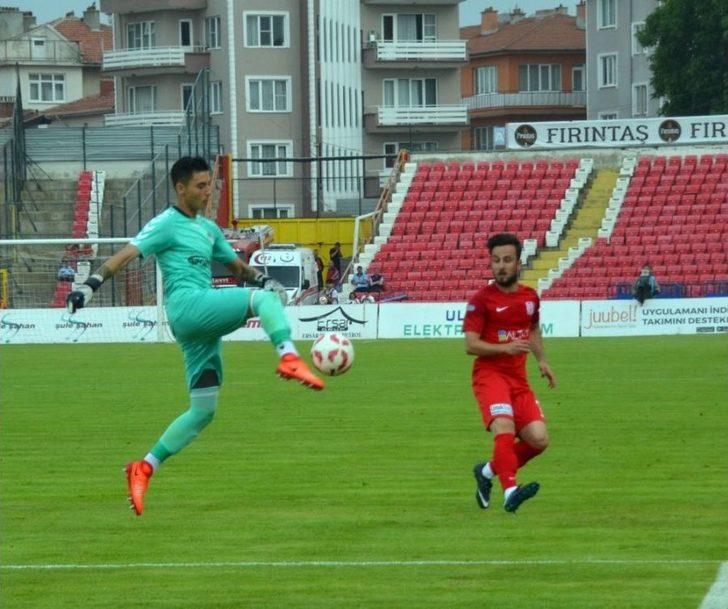 Spor Toto 1. Lig: Balıkesirspor Baltok: 2 - Grandmedical Manisaspor: 1 (ilk Yarı Sonucu) G4