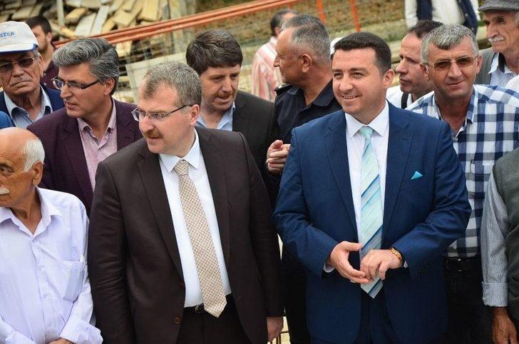 Manişar Osmangazi Camii’nde İlk Cuma Namazı G1