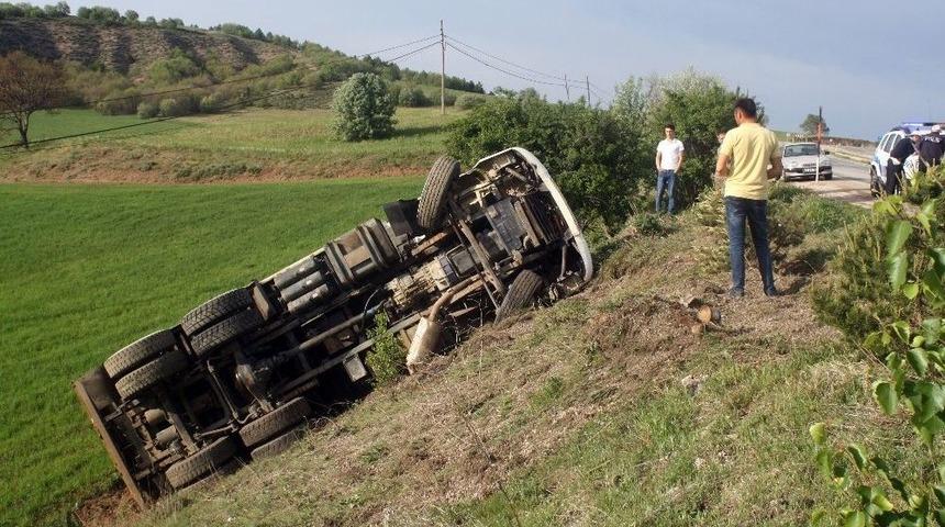 Emniyet Kemeri Hayatını Kurtardı