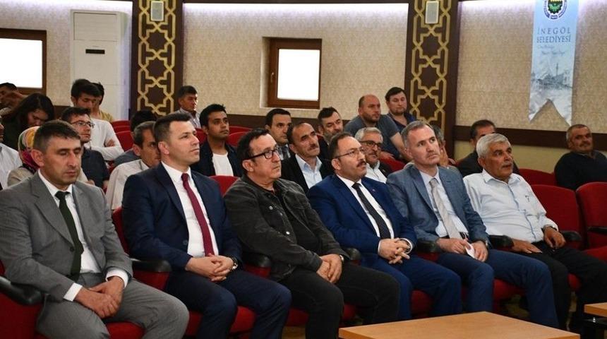 İneg&ouml;l&rsquo;deki &Ccedil;ift&ccedil;ilere Sertifikaları T&ouml;renle Verildi