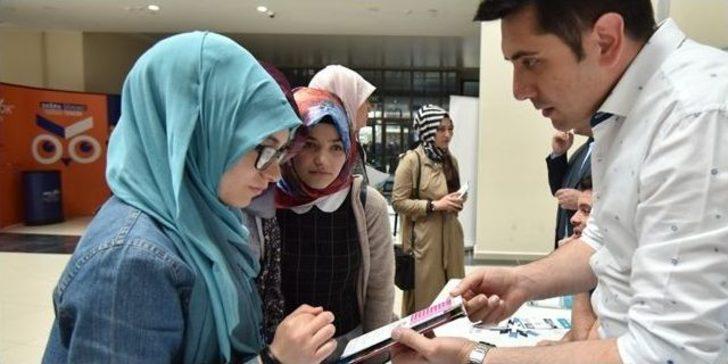 Etü Üniversite Fuarını Gerçekleştirdi G3