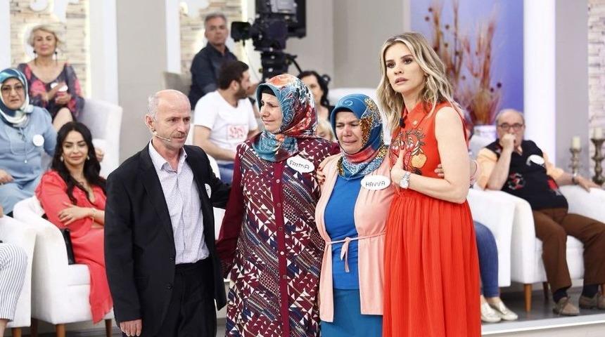 3 Yıldır Kayıp Oğullarını Esra Erol&rsquo;da Buldular
