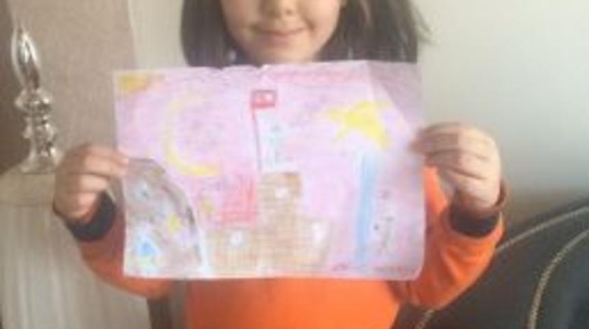 &Ouml;ğrencilerden Afrin&rsquo;deki Mehmet&ccedil;iğe Moral Resmi