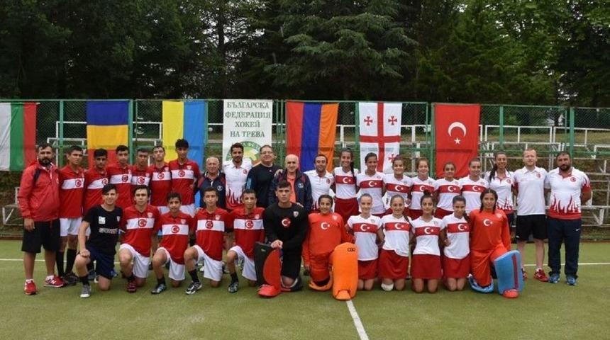 T&uuml;rk Hokey Milli Takımları Gol Makinası Gibi