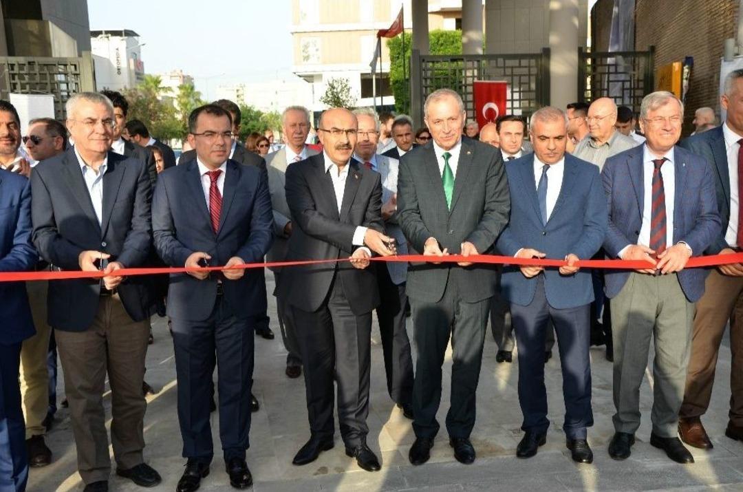 Adana&rsquo;da &ldquo;sanayi&rdquo; Konulu Fotoğraf Sergisi A&ccedil;ıldı