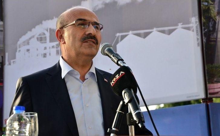 Adana’da “sanayi” Konulu Fotoğraf Sergisi Açıldı G3