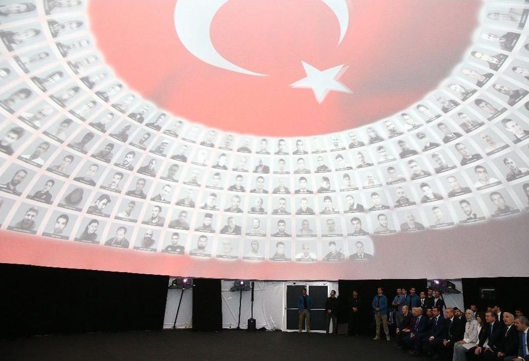 Erdoğan: &ldquo;24 Haziran Sipariş Milletvekillerini Ortaya &Ccedil;ıkardığı Cumhurbaşkanı Adaylarıyla Y&uuml;r&uuml;meyecek Sizin İstediklerinizle Y&uuml;r&uuml;yecek&rdquo;