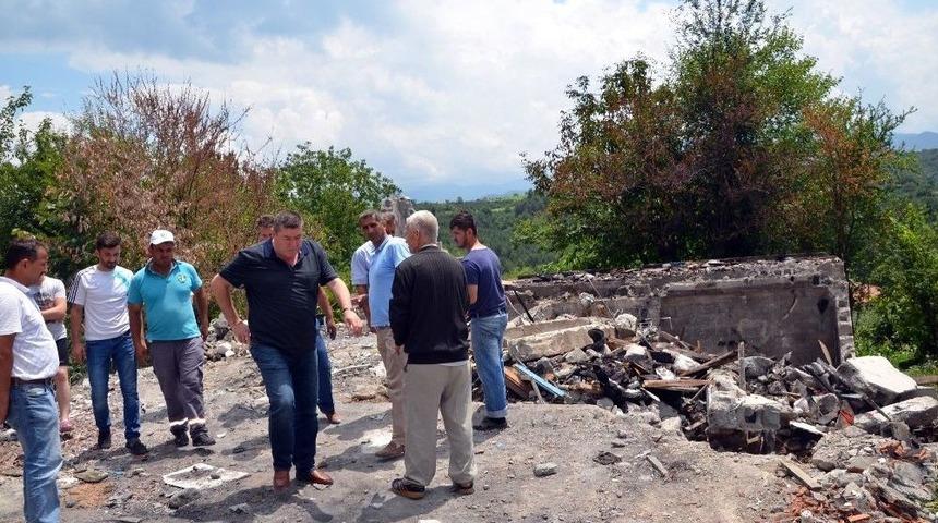 Evi Yanan Aileye Başkan Nuri Tekin Sahip &Ccedil;ıktı