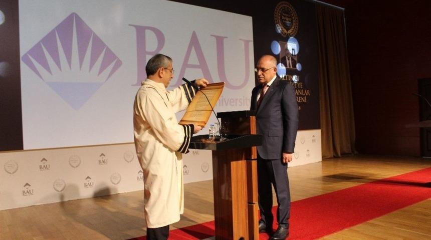 Tim Başkanı Mehmet B&uuml;y&uuml;kekşi&rsquo;ye T&uuml;rkiye&rsquo;ye Değer Katanlar &Ouml;d&uuml;l&uuml;