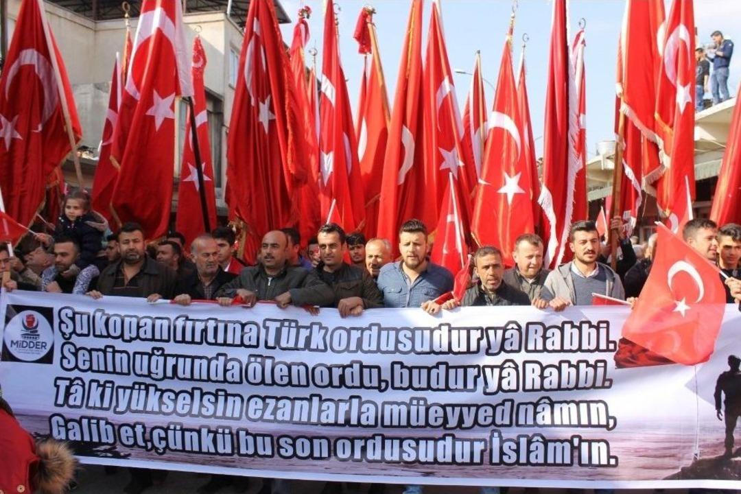 Hatay&rsquo;da Afrin Şehitlerine Saygı, Mehmet&ccedil;iğe Moral Y&uuml;r&uuml;y&uuml;ş&uuml;