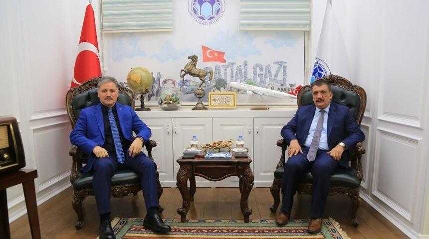 &Ccedil;akır Ve G&uuml;rkan, Battalgazi&rsquo;nin Yatırım Ve Projelerini Değerlendirildi