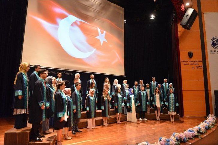 Tıp Fakültesi Mezunlarını Verdi G1