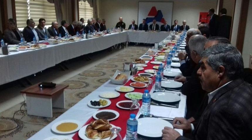 Başbakan Yardımcısı Işık&rsquo;ın Ağrı Temasları