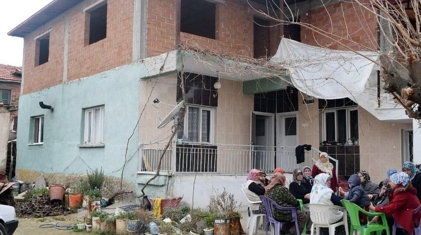 Alaşehir&rsquo;de Karbonmonoksit Zehirlenmesi: 1 &Ouml;l&uuml;