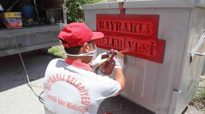 Bayraklı Sokakları Pırıl Pırıl