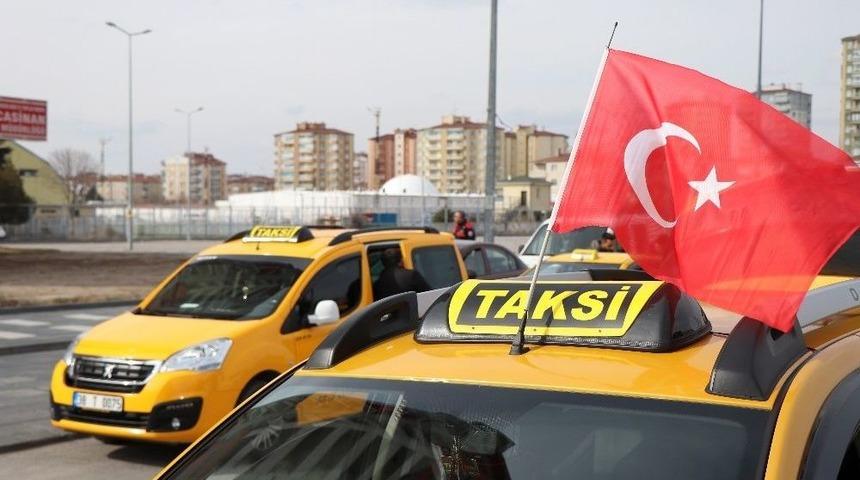 Taksicilerden Mehmetçik’e Destek