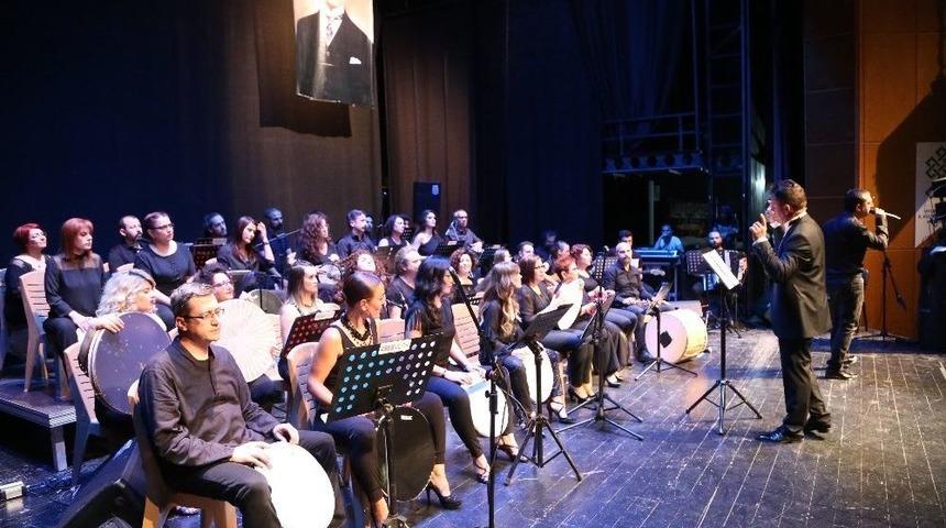 A-d&uuml;mtek Ritim Topluluğu Coştu Coşturdu