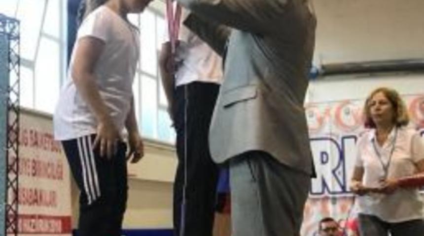 1308 Osmaneli Belediye Spor&rsquo;un Halter Başarısı