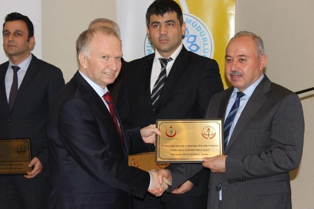 Tekirdağ&rsquo;da 117 Okul &rsquo;beyaz Bayrak&rsquo; Aldı