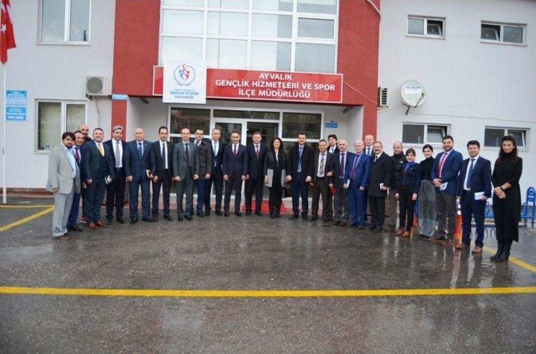 Ayvalık Sporda Zirveye U&ccedil;acak