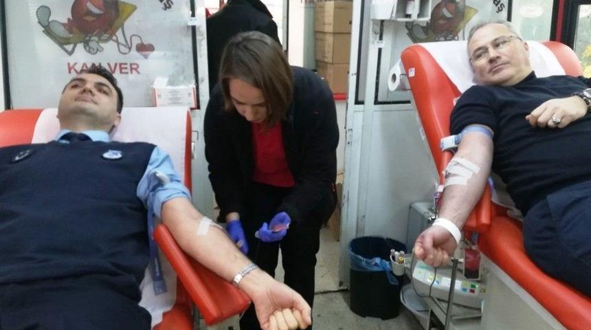 İzmit Zabıtası&rsquo;dan Zeytin Dalı Harekatı&rsquo;na Destek