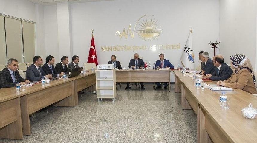 Van&rsquo;da Eğitim Yatırımlarının Değerlendirilmesi