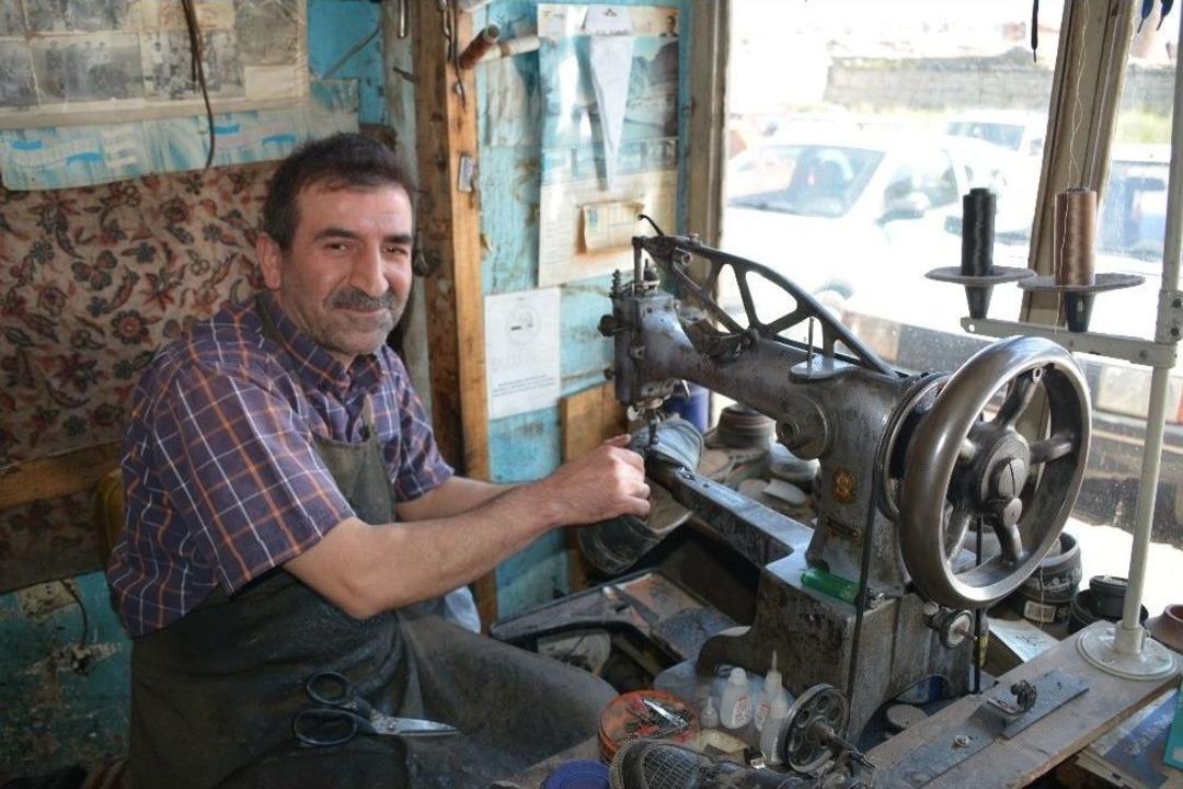 Ayakkabı Tamirciliği Yok Olmak &Uuml;zere