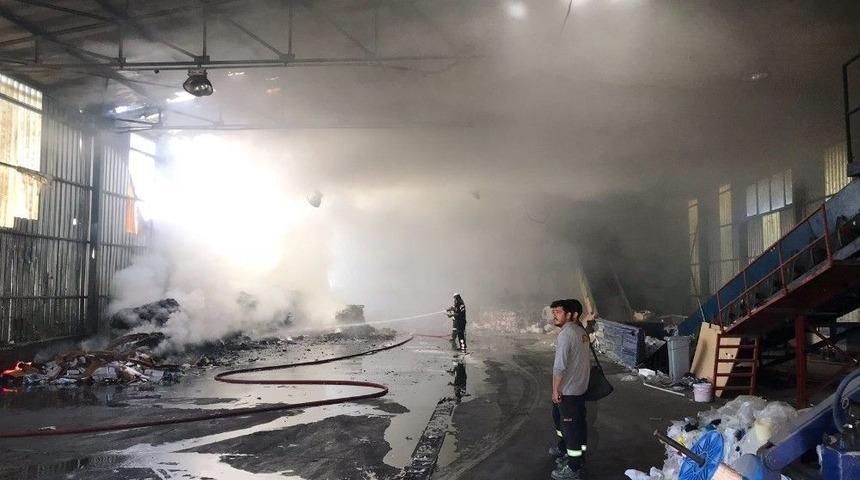 Kuşadası&rsquo;nda Yangın