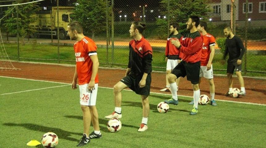 Bozanspor Şampiyonluğa Çok Yakın