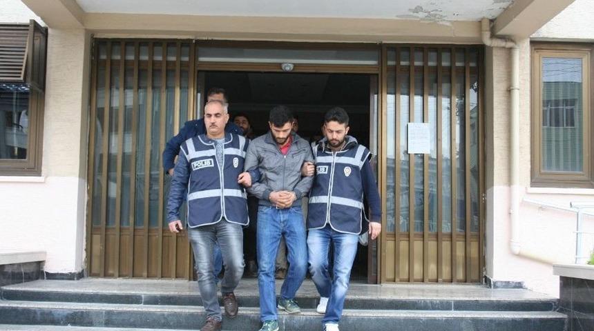 Tarsus&rsquo;ta İki Petrol İstasyonu &Ccedil;alışanının &Ouml;ld&uuml;r&uuml;lmesi Olayında 3 Kişi Tutuklandı