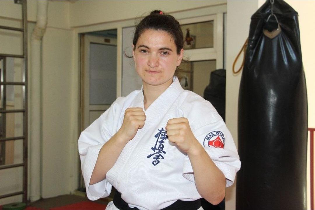 3 Yıldır T&uuml;rkiye Şampiyonu, Ancak Sponsor Bulamıyor