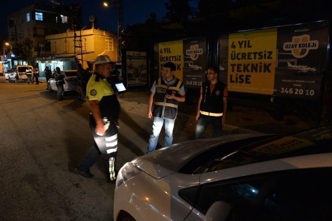 Emniyet M&uuml;d&uuml;r&uuml; Ş&uuml;phelendi S&uuml;r&uuml;c&uuml;den Skunk Maddesi &Ccedil;ıktı