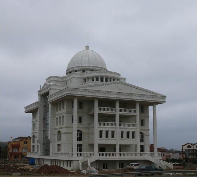 Marmaraereğlisi Yeni Belediye Binasına Kavuşuyor