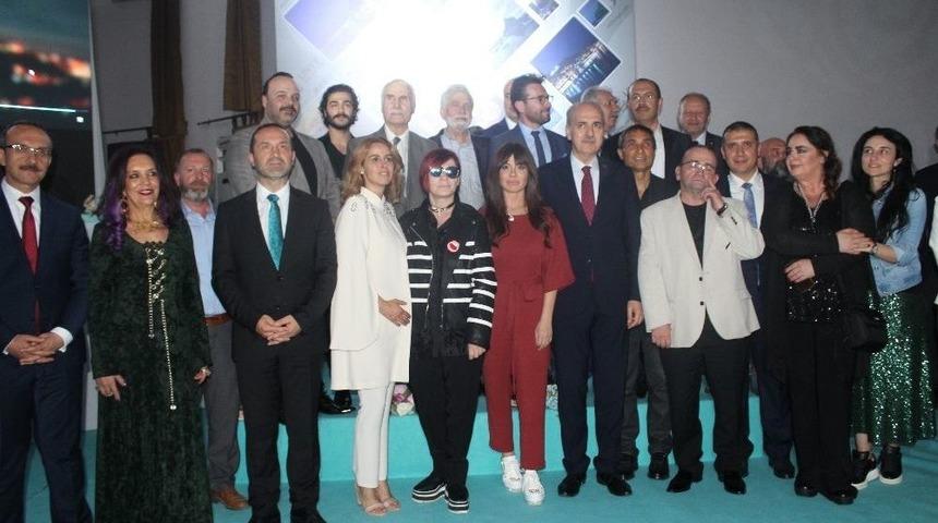 T&uuml;m D&uuml;nya &Uuml;nye&rsquo;yi Bu Filmle Tanıyacak