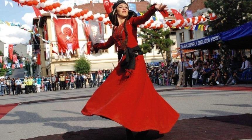 Taşk&ouml;pr&uuml; Sarımsak Festivali&rsquo;nin Tarihi Belli Oldu