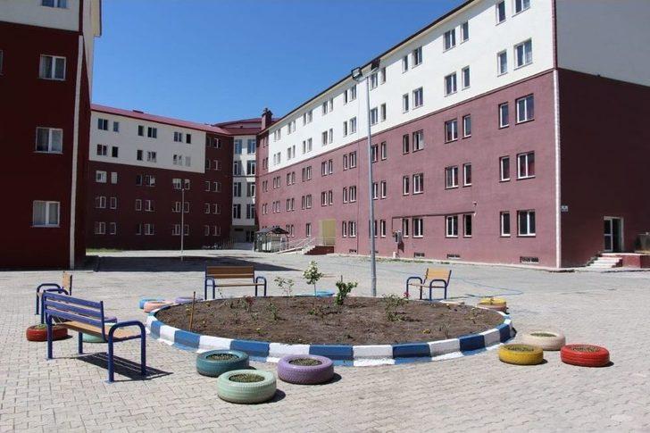 Kars’ta Kyk Yurtlarına Sosyal Alanlar Yapılıyor G2