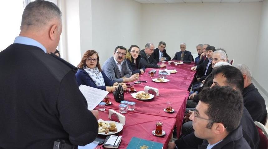 İl&ccedil;e Emniyet M&uuml;d&uuml;rl&uuml;ğ&uuml; Huzur Toplantısı