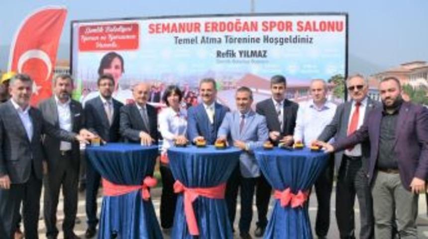 Semanur Erdoğan Spor Salonu&rsquo;nun Temeli Atıldı