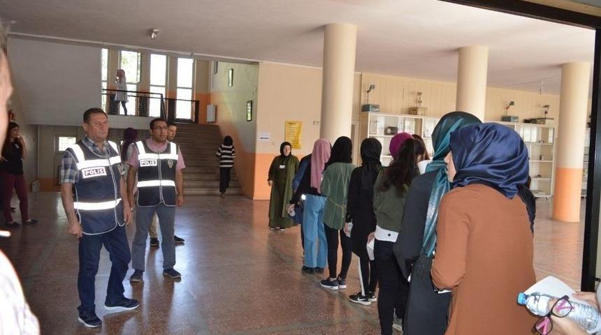 Bitlis&rsquo;te Yks&rsquo;nin İkinci Oturumu Başladı