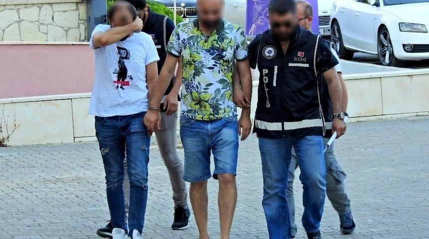 Uyuşturucu Ticareti Zanlıları Tutuklandı