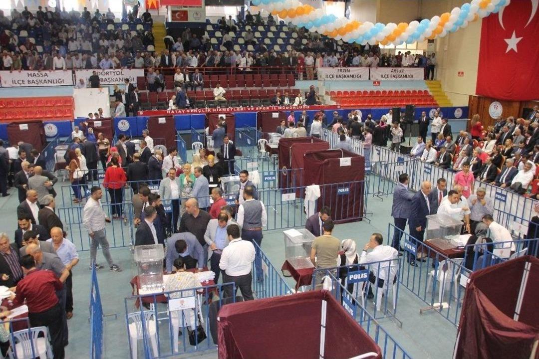 Hatay&rsquo;da Ak Parti Temay&uuml;l Yoklaması Yaptı