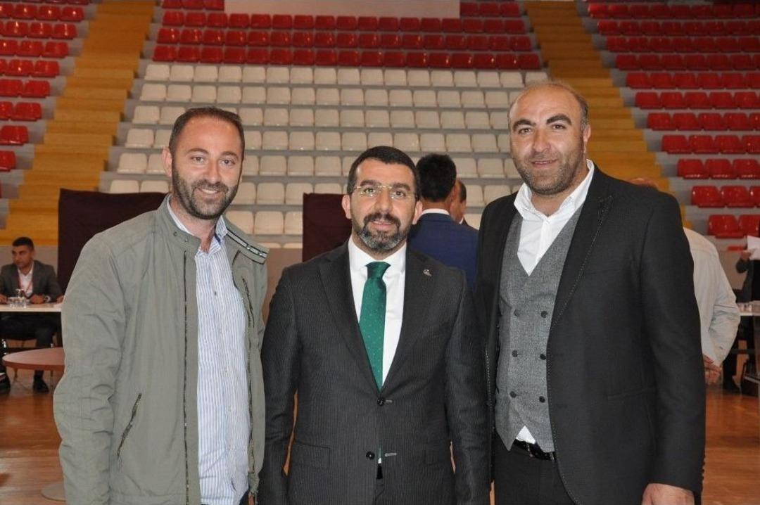 Kars Ak Parti&rsquo;de Temay&uuml;l Heyecanı