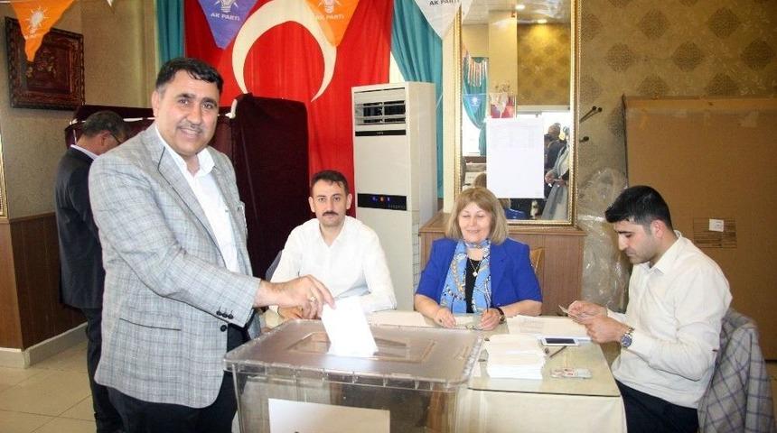 Ak Parti Kilis&rsquo;te Temay&uuml;l Yoklaması Yaptı