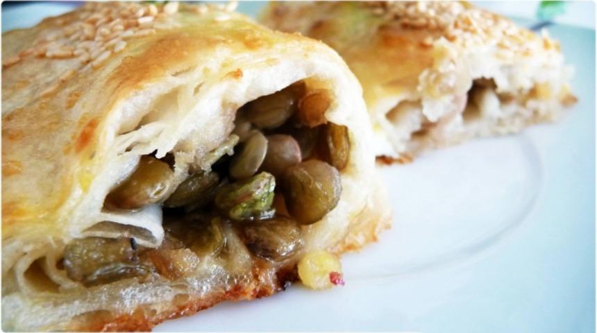 Mercimekli B&ouml;rek