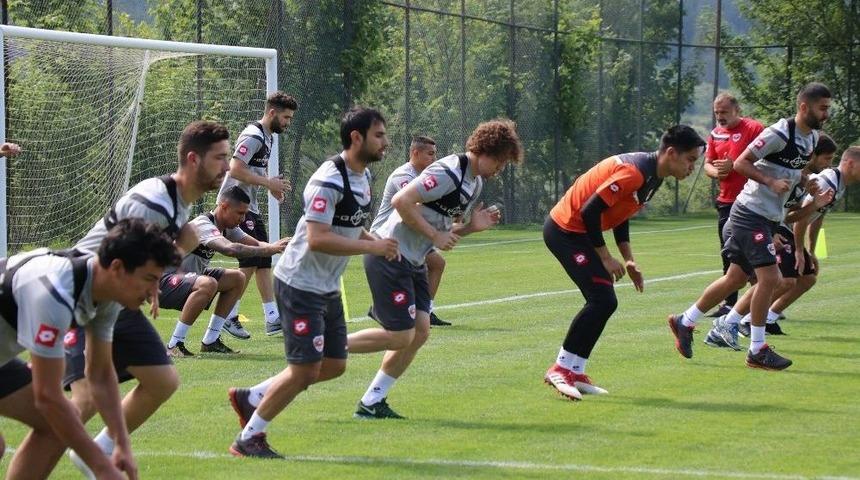 Cihat Arslan: “4 Tane Daha Yerli Transfer Yapacağız”