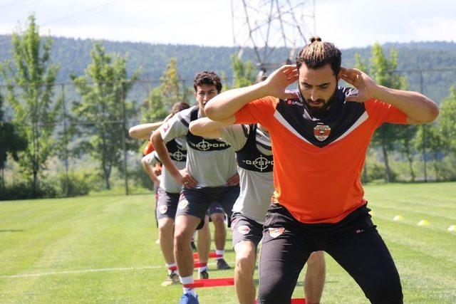 Cihat Arslan: “4 Tane Daha Yerli Transfer Yapacağız”