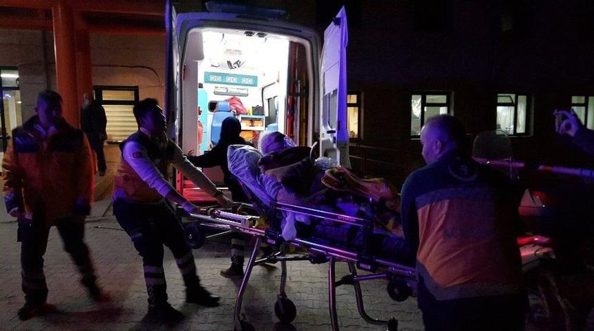 Sobadan Zehirlenen &Ccedil;ifti 112 Ekipleri Hayata D&ouml;nd&uuml;rd&uuml;