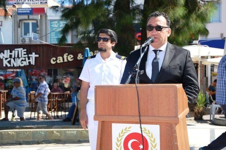 Yağlı Direkten Bayrak Almak İçin Yarıştılar G1